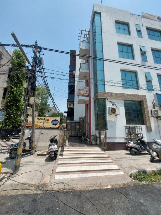 Hotel Park Pride Pitampura New Delhi, Couple Friendly Exteriér fotografie