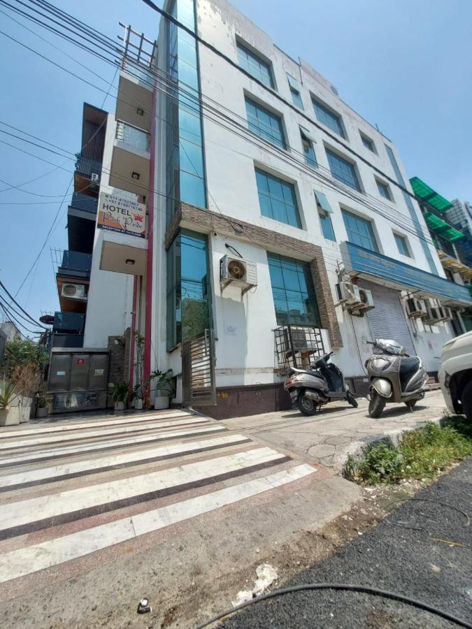 Hotel Park Pride Pitampura New Delhi, Couple Friendly Exteriér fotografie