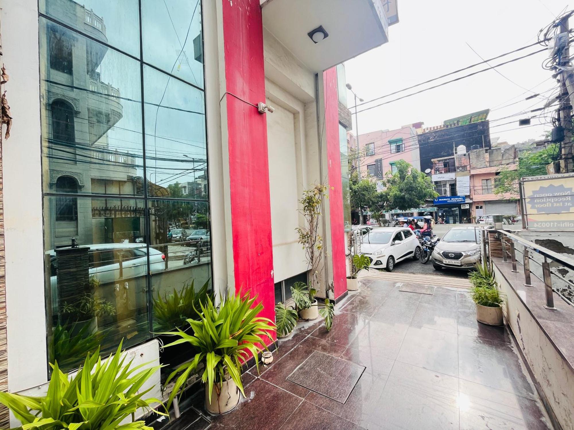 Hotel Park Pride Pitampura New Delhi, Couple Friendly Exteriér fotografie